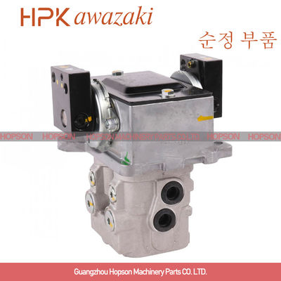 Excavatrice Foot Pedal Valve de Hitachi 1024384 1024224 1022441 pour ZAX240-3 ZAX330-3